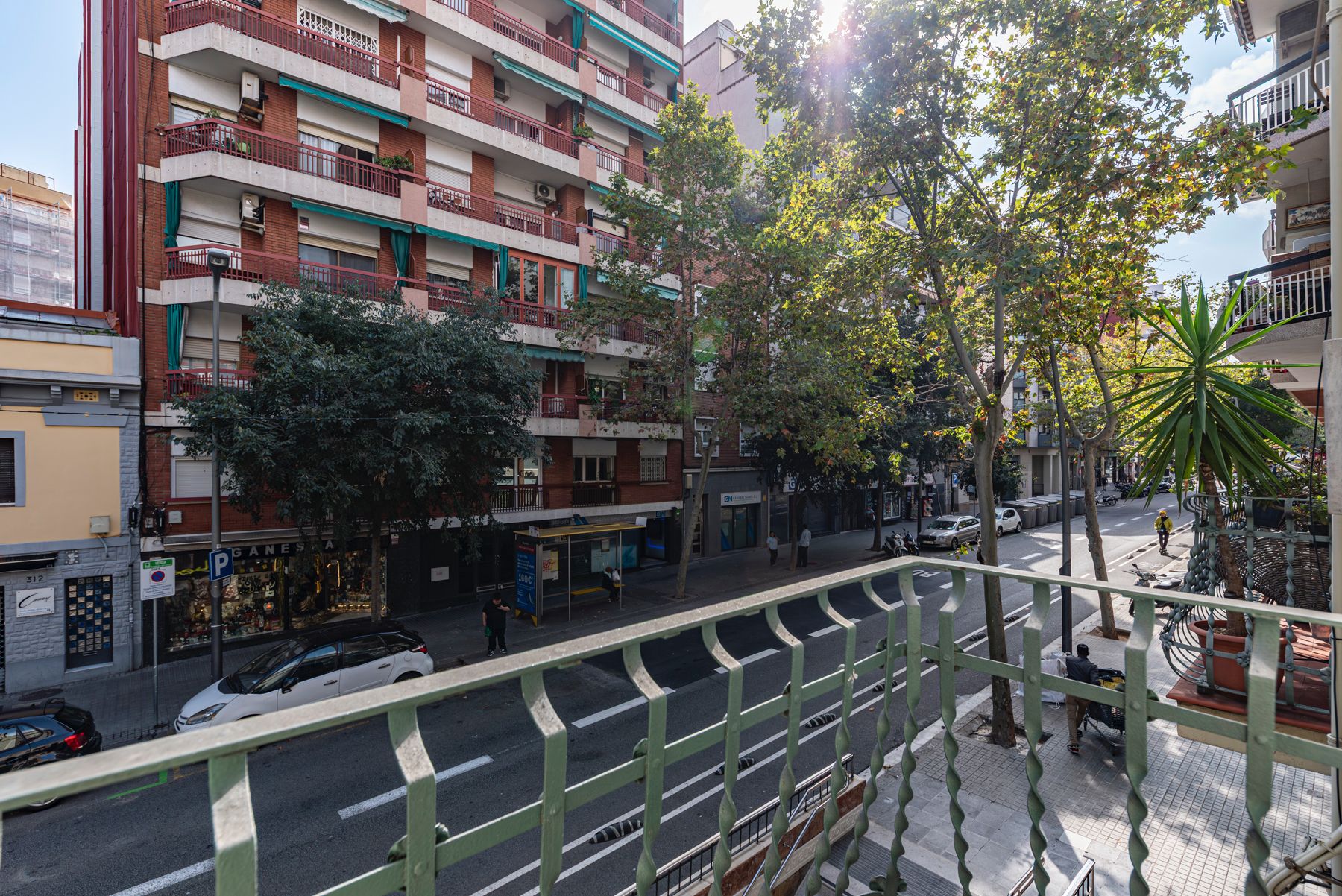 Exterior view of Flat for sale in  Barcelona Capital  with Air Conditioner, Heating and Terrace
