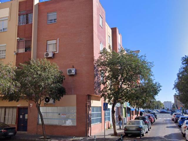 Local comercial en Venta en Pino Montano - Consolación