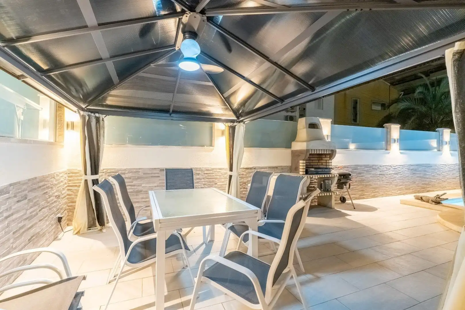 Terraza de Finca rústica en venta en Torrevieja con Calefacción, Jardín privado y Piscina