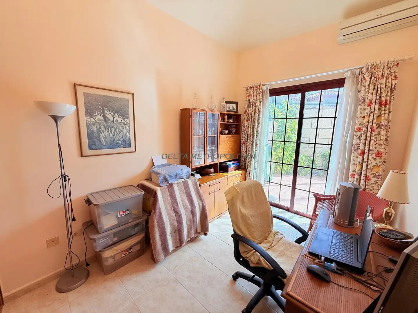 Houses for sale in Arona  with Air Conditioner, Terrace and Storage room
