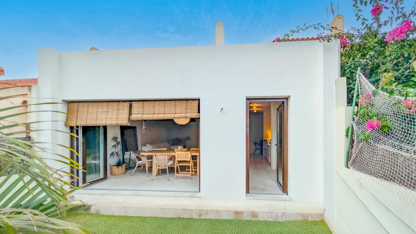 Exterior view of House or chalet for sale in Santa Pola  with Air Conditioner, Private garden and Terrace