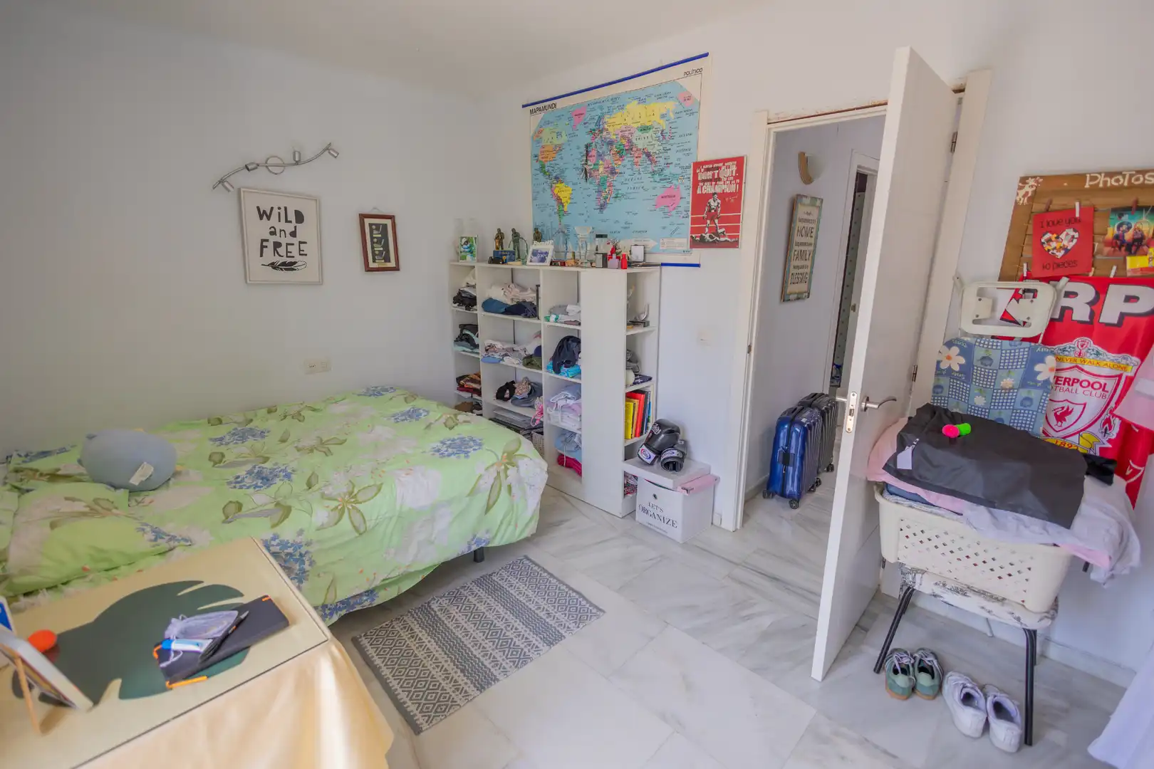 Habitación de Casa adosada en venta en Estepona con Aire acondicionado, Jardín privado y Terraza