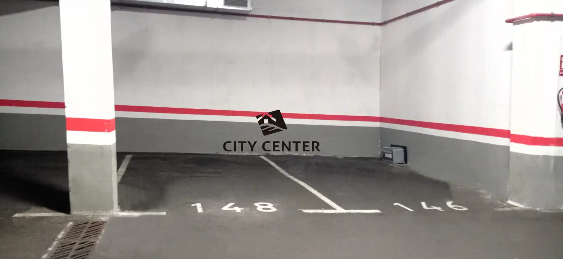 Parkplatz von Garage zum Verkauf in Arona