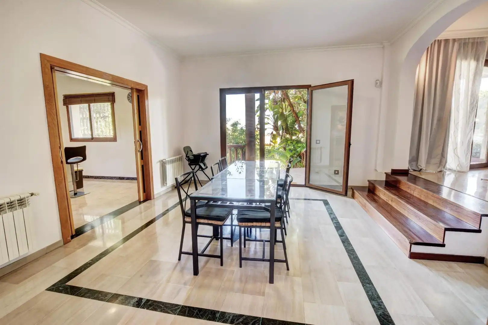 Menjador de Casa o xalet en venda en Benalmádena amb Aire condicionat, Calefacció i Jardí privat