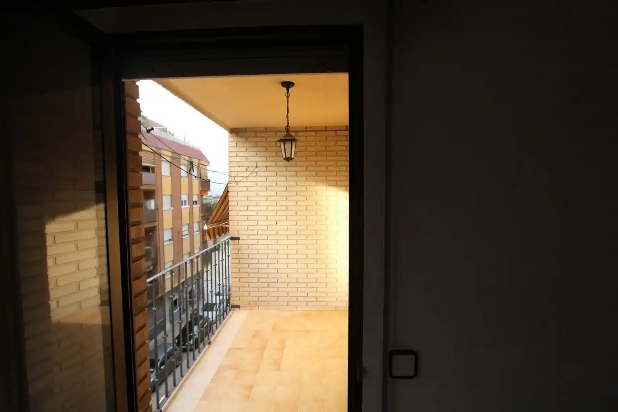 Terraza de Piso en venta en Paterna con Terraza y Balcón