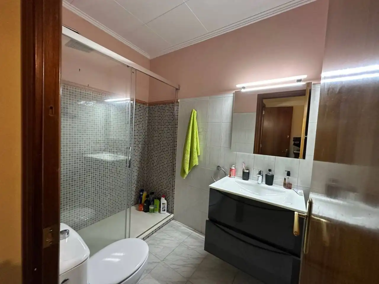 Bathroom of Houses for sale in Cervera