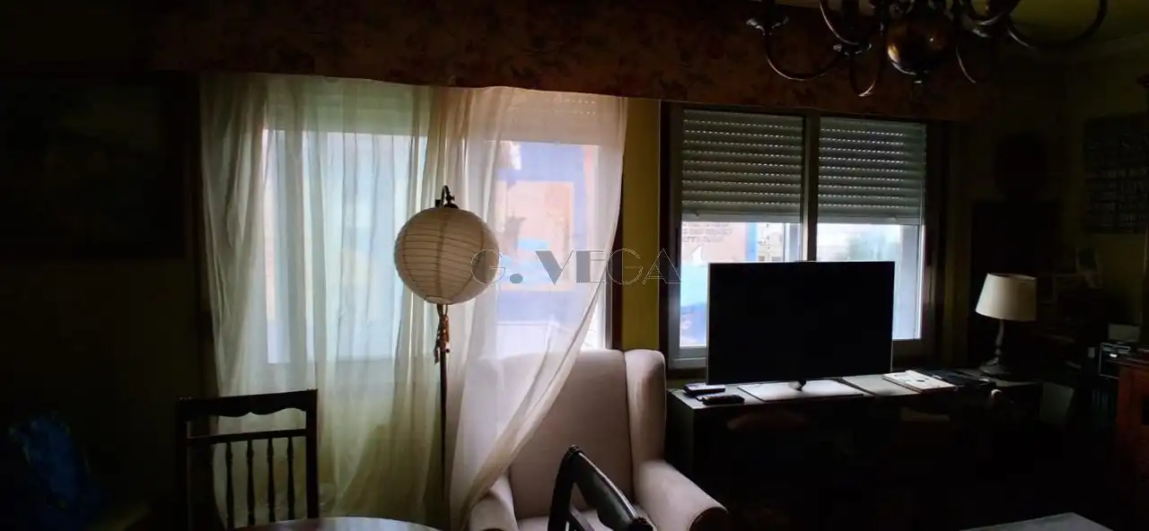 Living room of Flat for sale in Vigo   with Heating and Parquet flooring