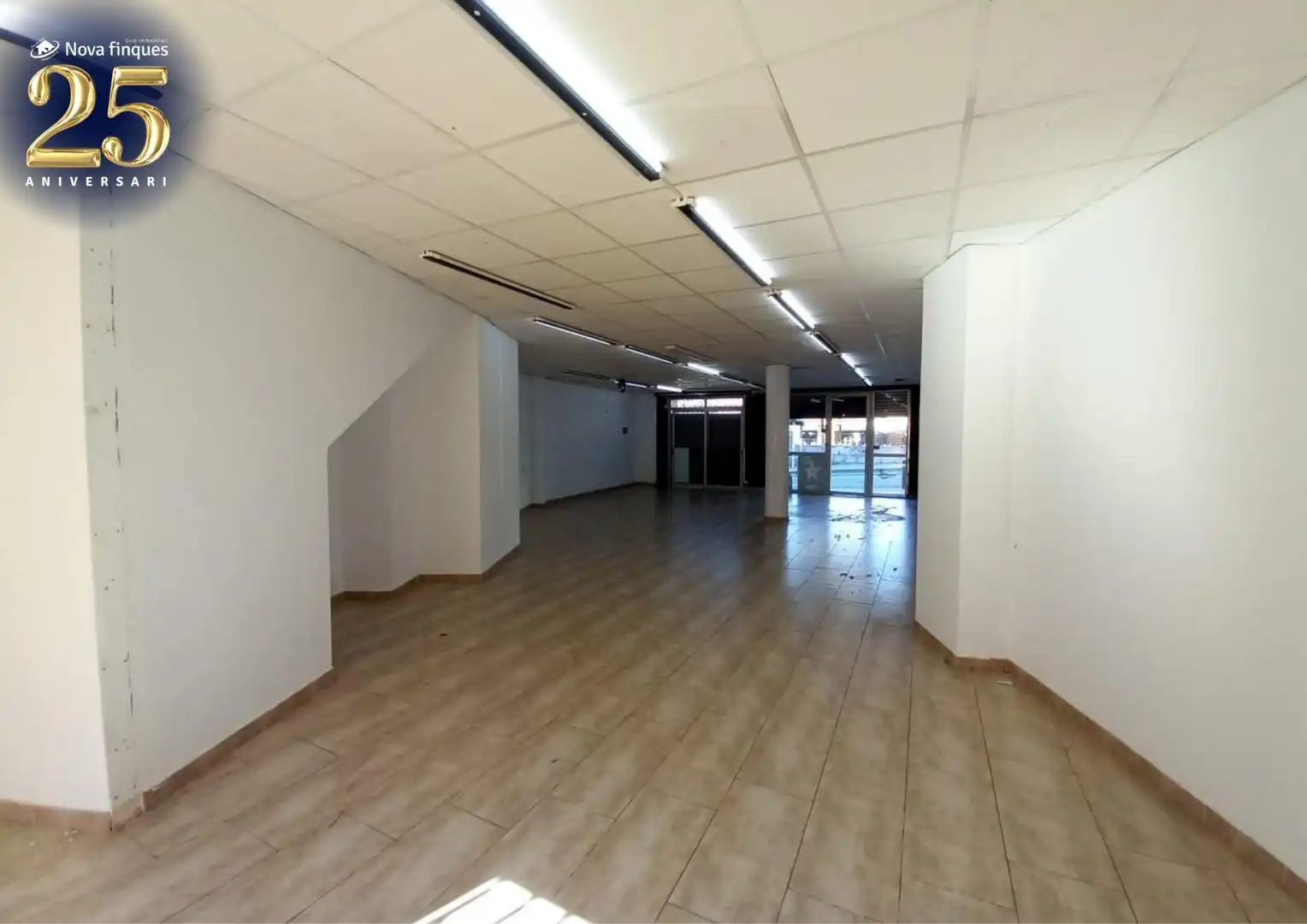 Local en venta en Castellar del Vallès con Terraza