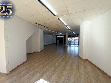 Local commercial à vendre à Poble