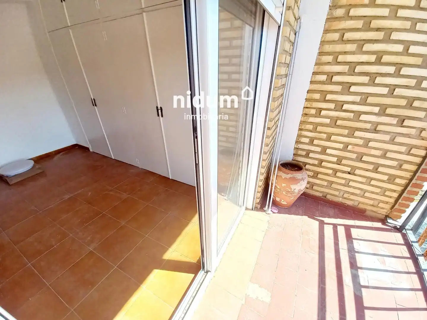 Balcony of Flat for sale in Canals  with Terrace and Balcony
