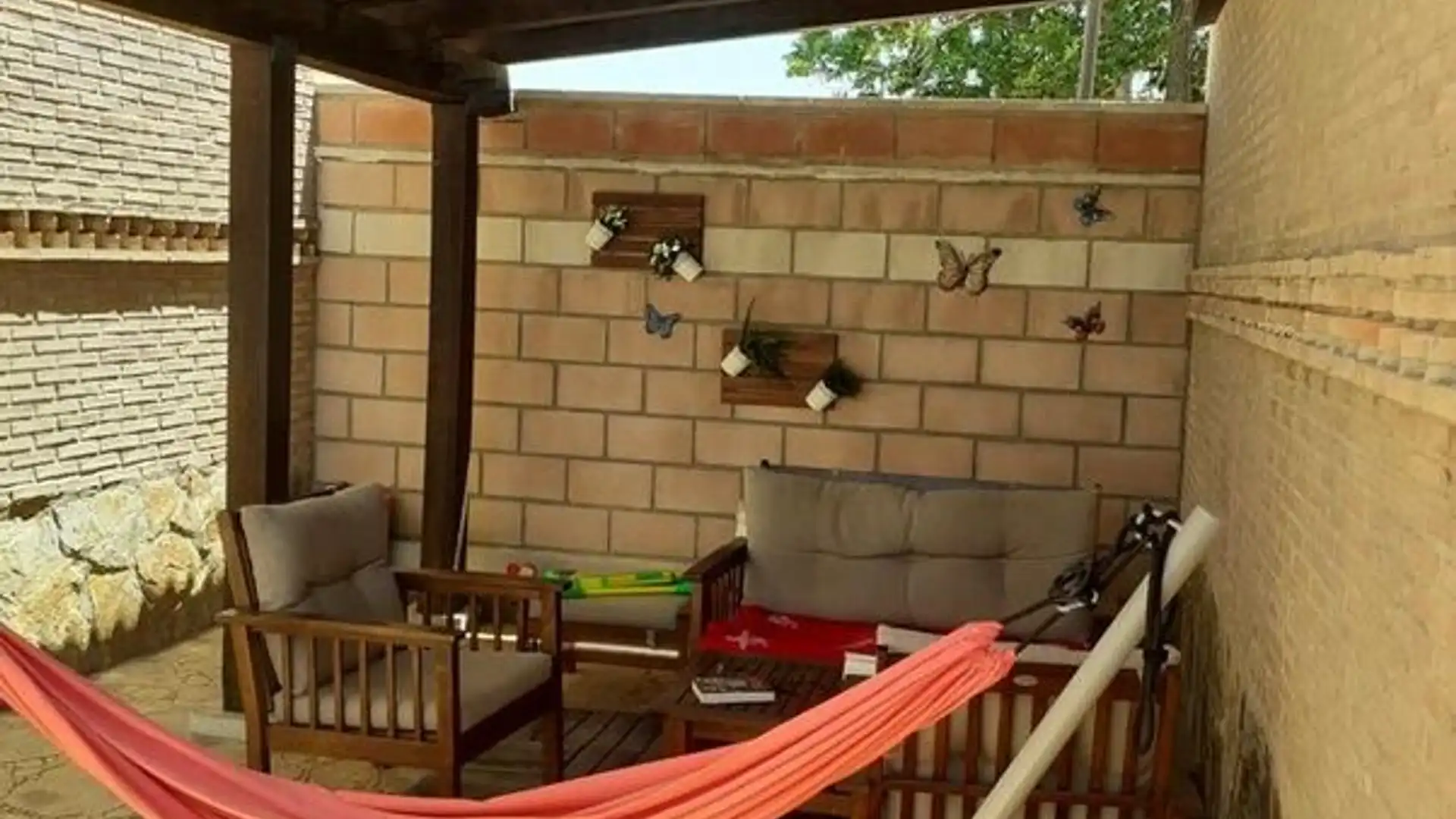 Terrassa de Casa adosada en venda en Escalona amb Aire condicionat, Calefacció i Traster