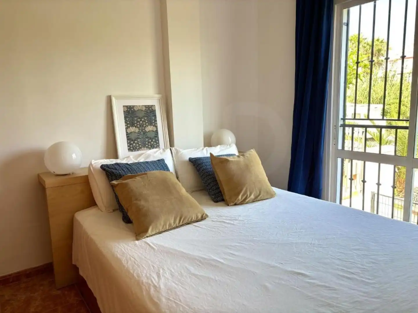 Dormitori de Casa adosada en venda en Nerja amb Terrassa i Piscina
