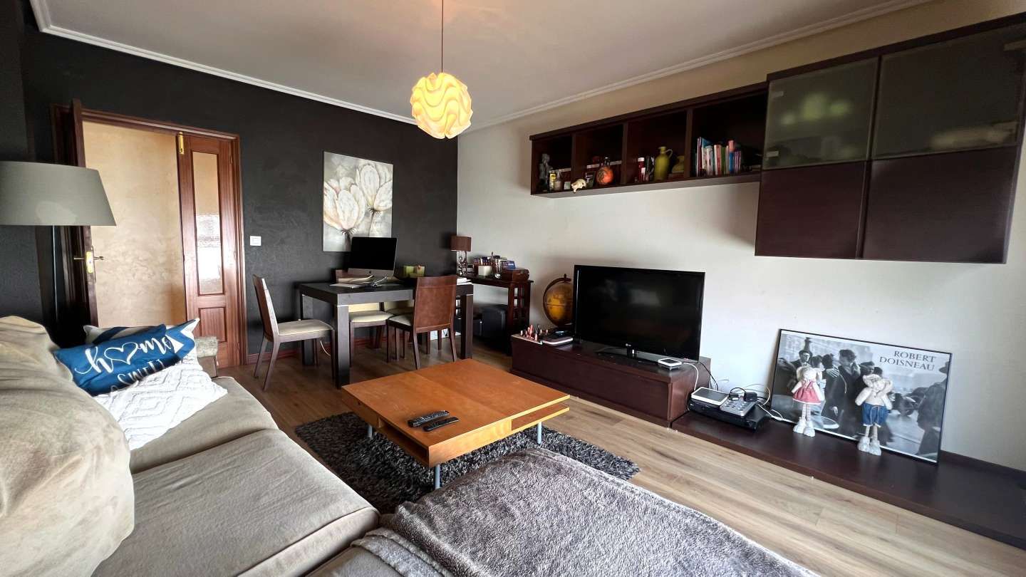 Sala de estar de Piso en venta en Vitoria - Gasteiz con Calefacción, Terraza y Trastero