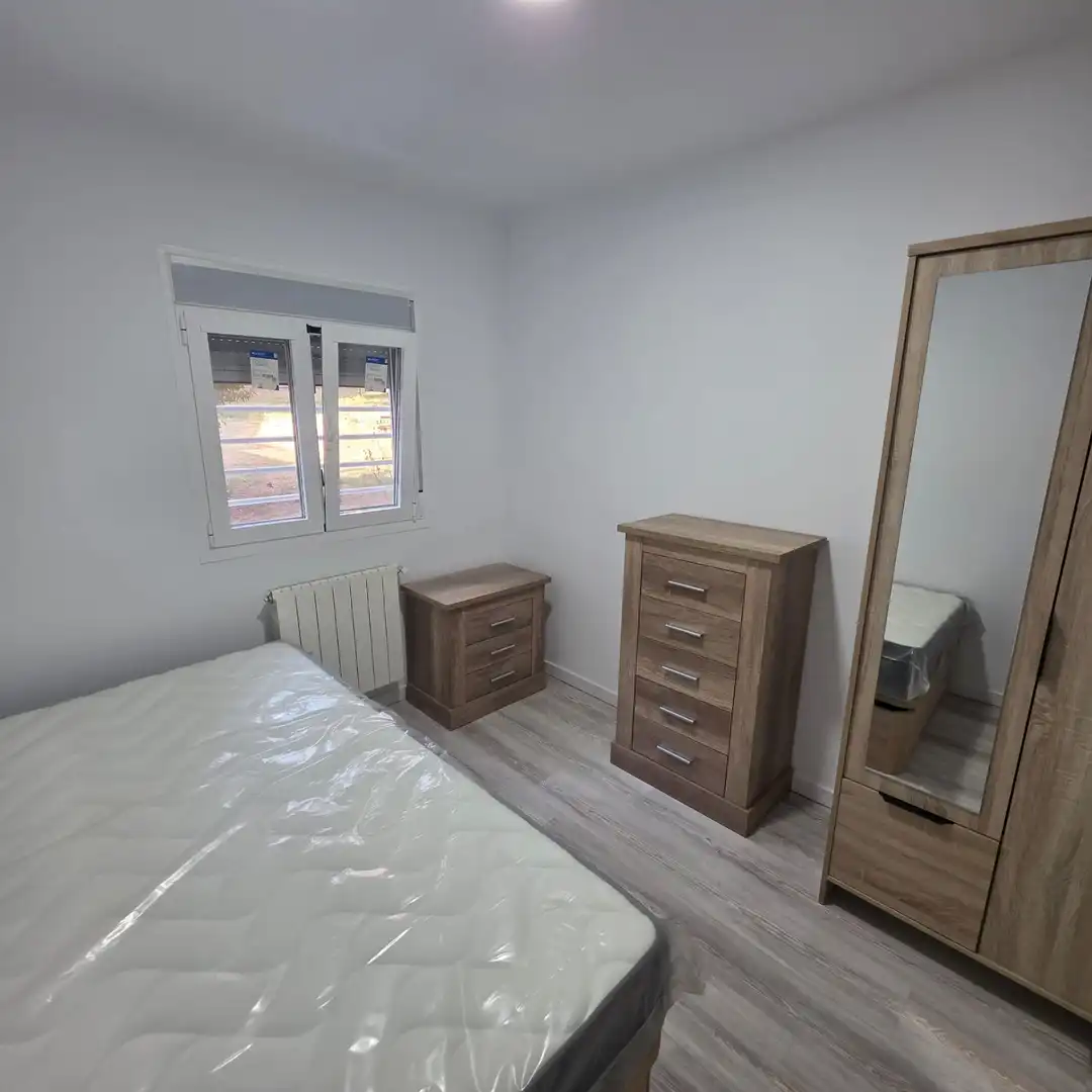 Bedroom of Flat for sale in Madrid  with Heating, Private garden and Furnished