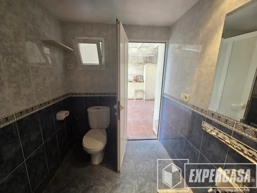 Baño de Finca rústica en venta en Guadassuar con Terraza