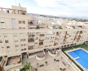 Vista exterior de Àtic en venda en Sant Joan d'Alacant amb Aire condicionat, Calefacció i Terrassa