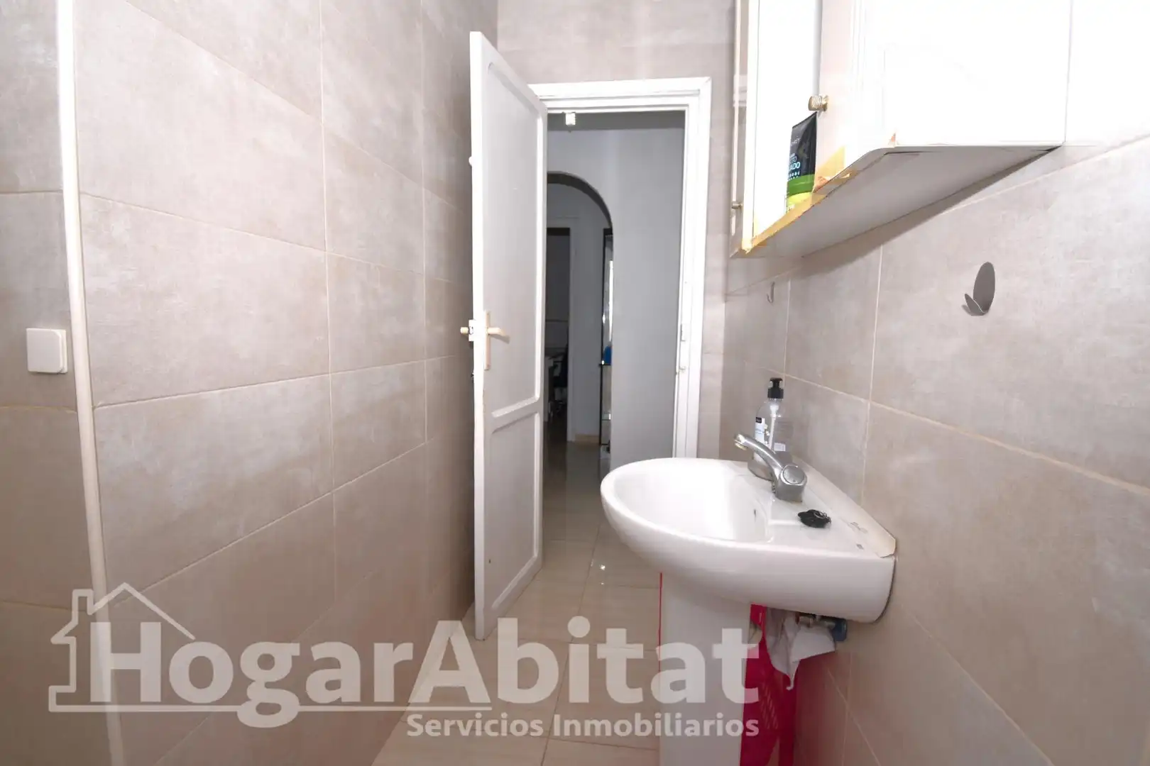 Baño de Piso en venta en Sagunto / Sagunt con Aire acondicionado, Calefacción y Amueblado