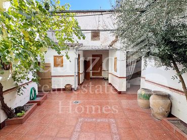 Casa en venta en Ayora
