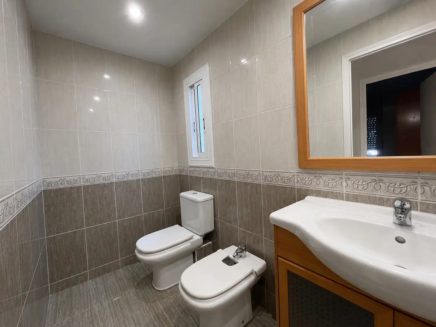 Baño de Piso en venta en Rubí con Calefacción, Terraza y Amueblado