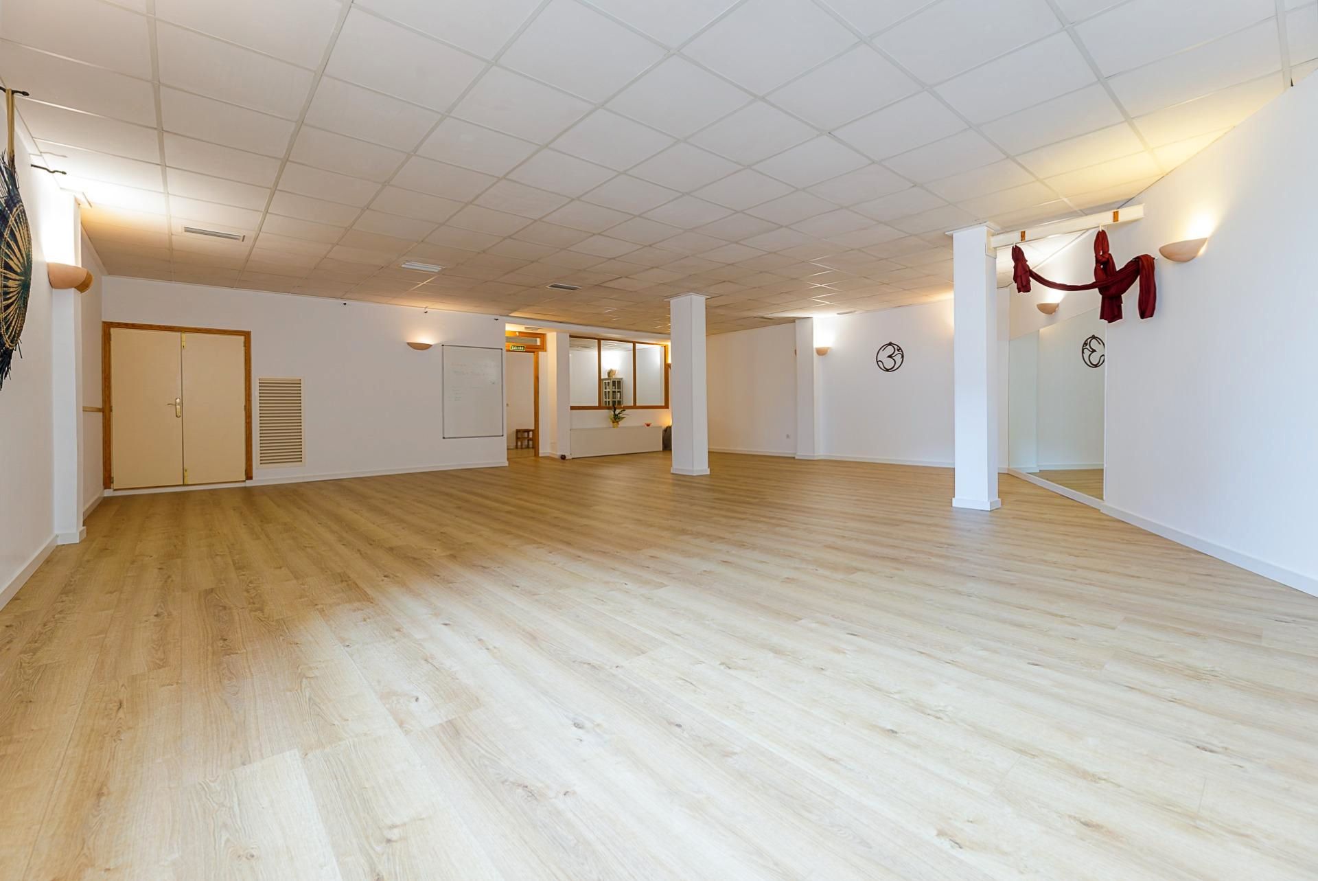 Premises for sale in  Palma de Mallorca  with Air Conditioner and Parquet flooring