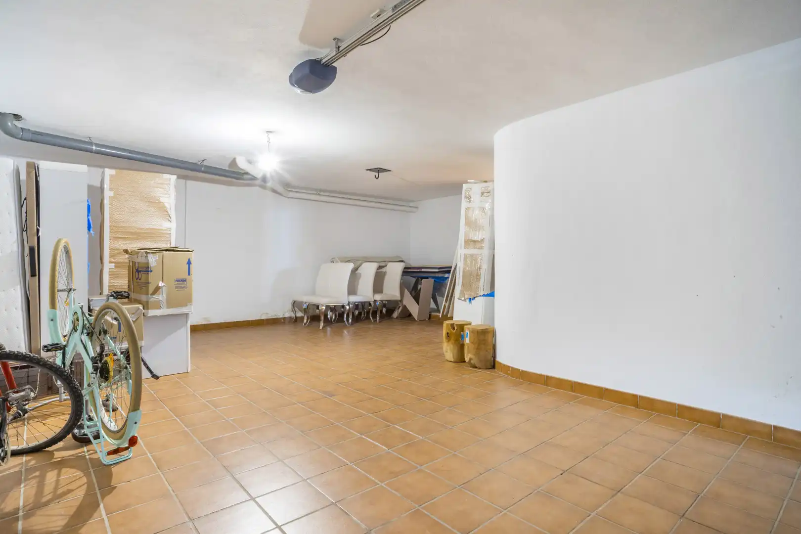 Detached homes for sale in Marbella  with Private garden, Terrace and Furnished