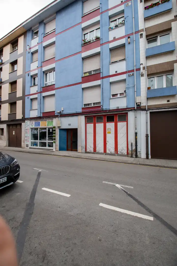 Vista exterior de Piso en venta en Villaviciosa con Calefacción