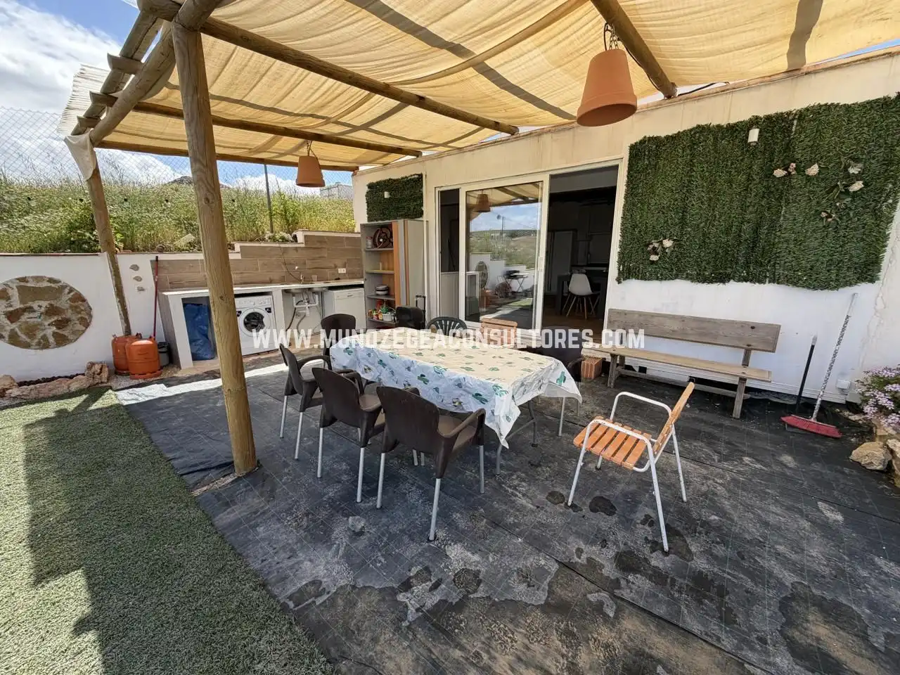 Terrasse von Haus oder Chalet zur Miete in Encinas Reales mit Privatgarten, Terrasse und Schwimmbad