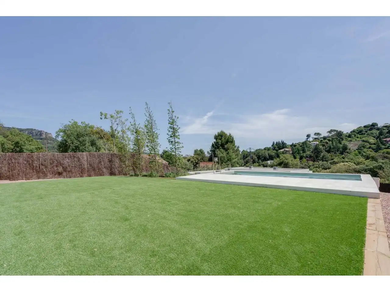 Jardí de Casa o xalet en venda en Matadepera amb Aire condicionat, Calefacció i Jardí privat