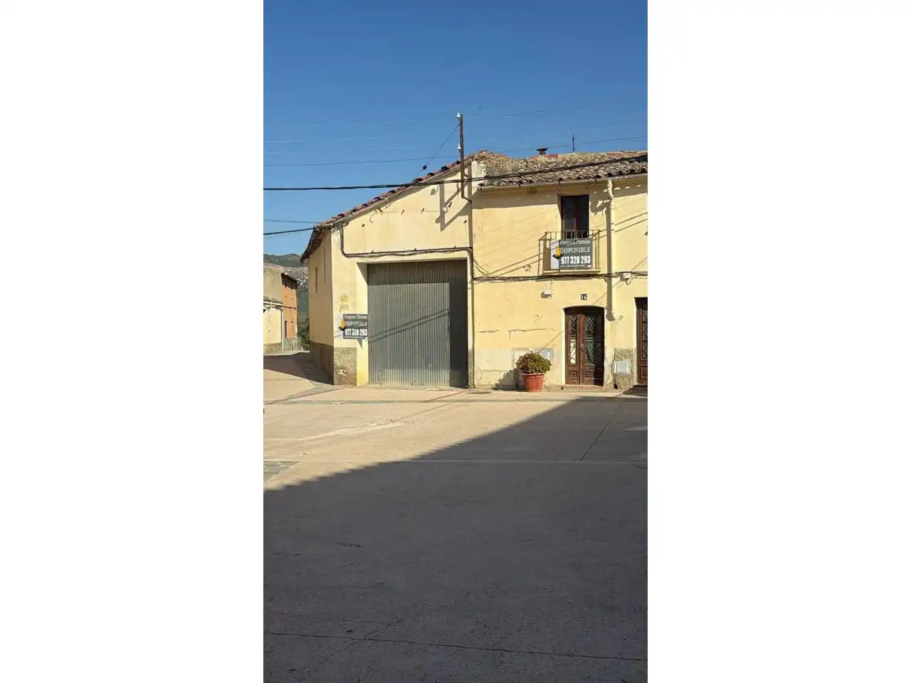 Vista exterior de Nave industrial en venta en Gratallops