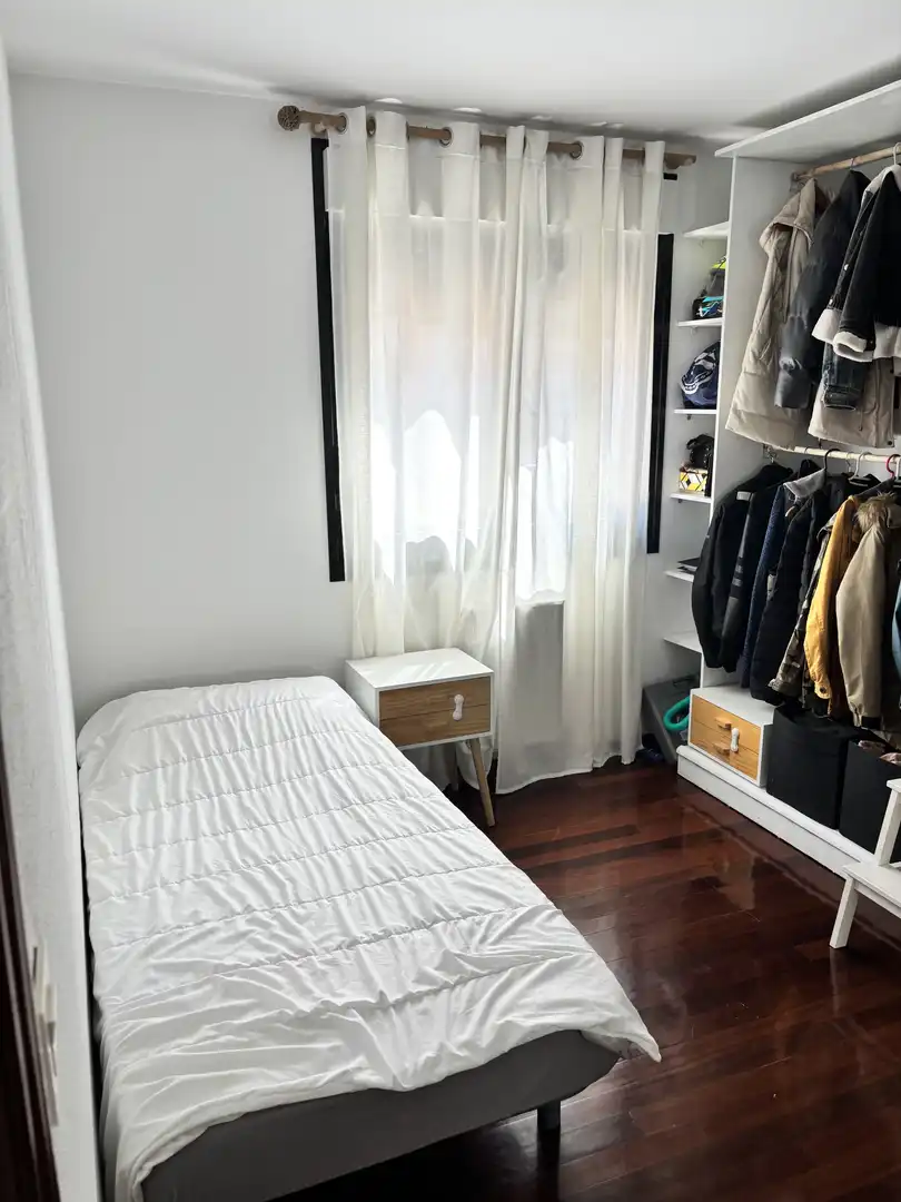 Schlafzimmer von Wohnung zum Verkauf in Castro-Urdiales mit Schwimmbad