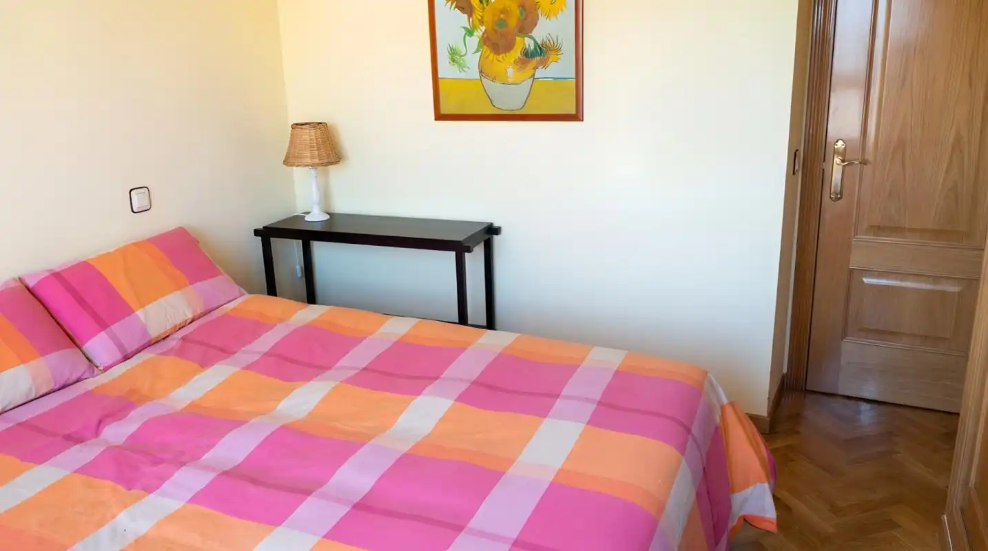 Bedroom of Flat for sale in Fuenlabrada  with Air Conditioner, Heating and Furnished
