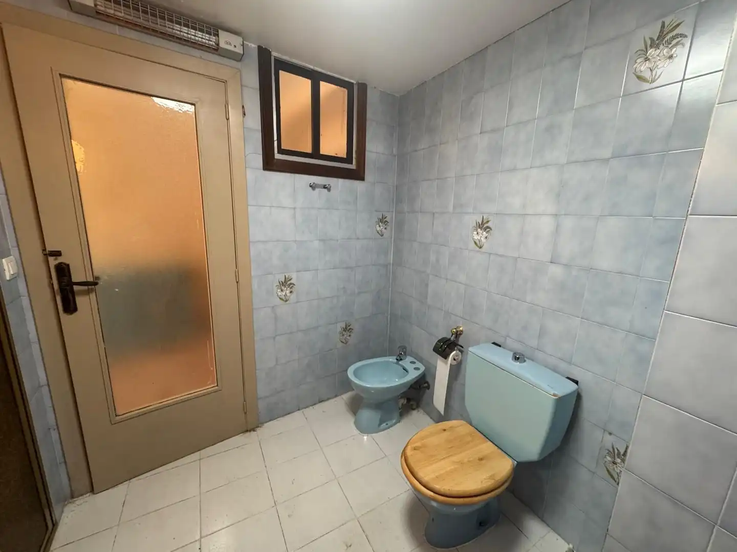 Bathroom of Houses for sale in Brea de Aragón