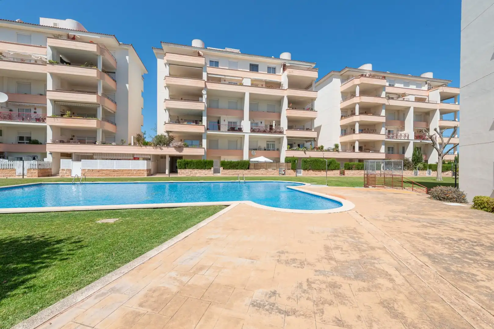 Piscina de Dúplex en venda en Alcúdia amb Aire condicionat, Calefacció i Jardí privat