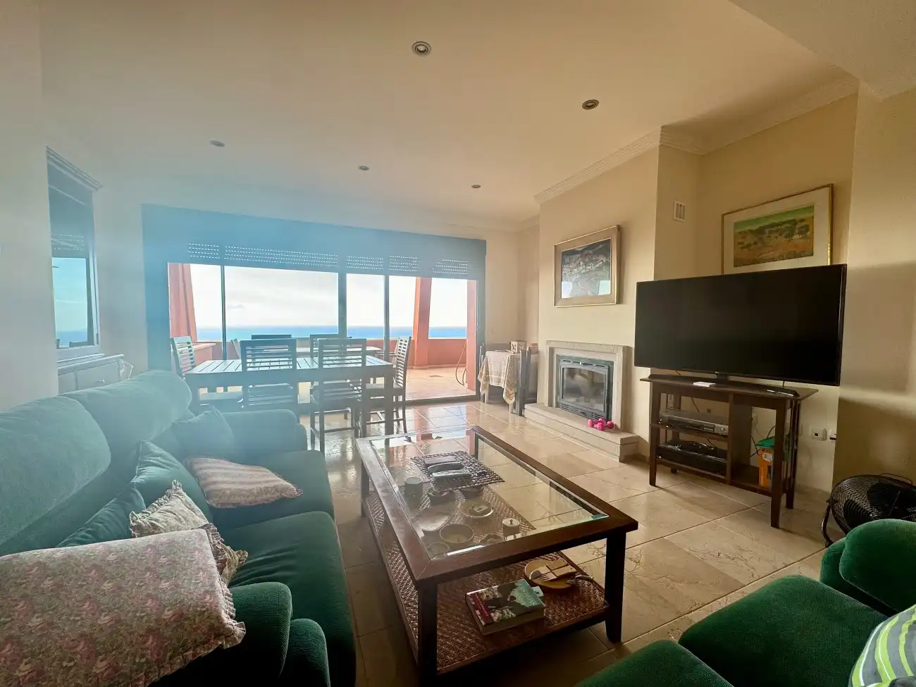 Living room of Apartments for sale in Marbella  with Terrace, Storage room and Furnished