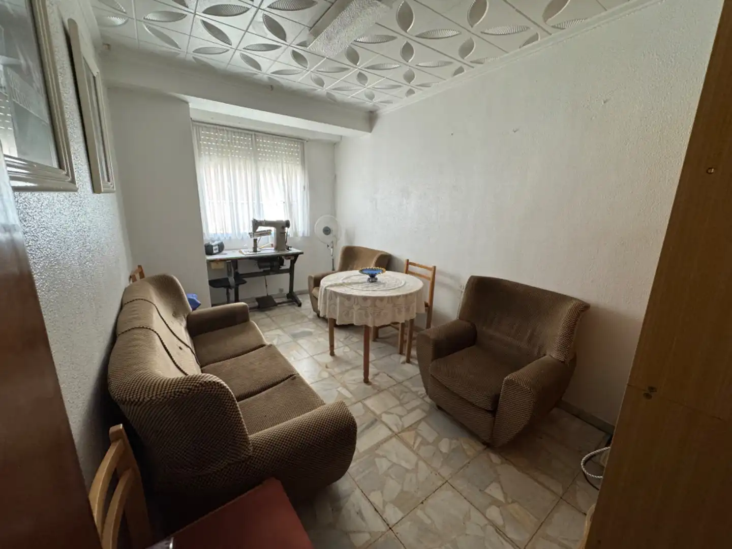Living room of Detached homes for sale in Villena  with Air Conditioner, Terrace and Storage room