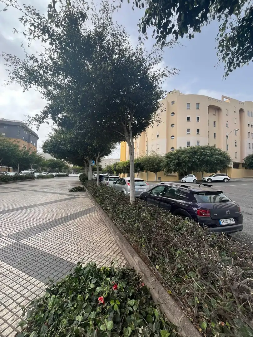 Parking de Piso de alquiler en Las Palmas de Gran Canaria con Terraza, Trastero y Amueblado