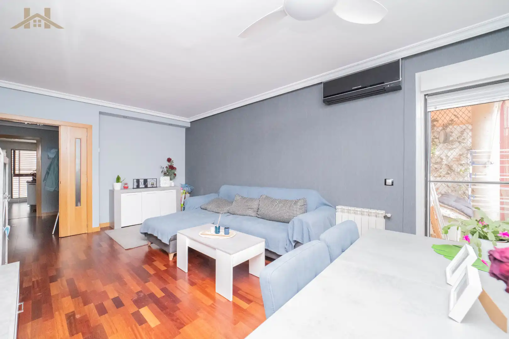 Sala d'estar de Pis en venda en Navalcarnero amb Aire condicionat, Calefacció i Parquet