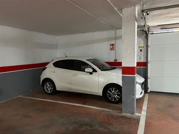 Individual en venda a Calle Suecia 11