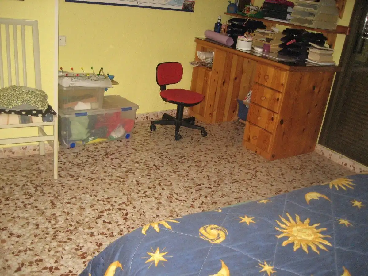Habitación de Dúplex en venta en Elda