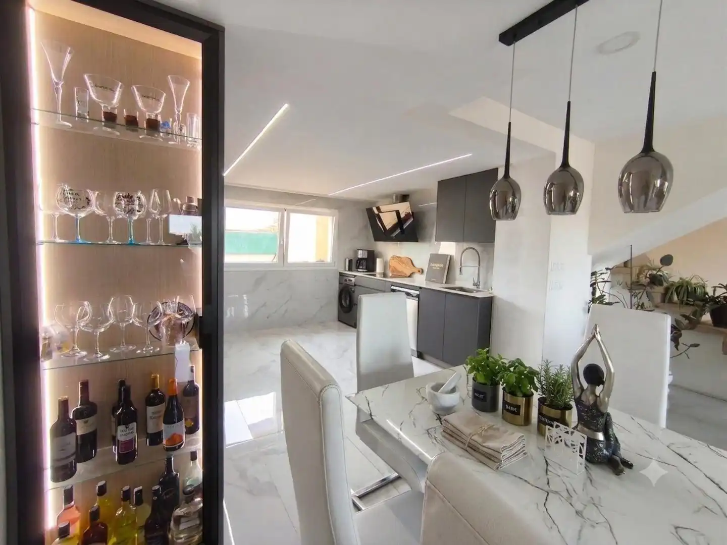 Kitchen of Attic for sale in Zaragoza  with Air Conditioner, Terrace and Balcony