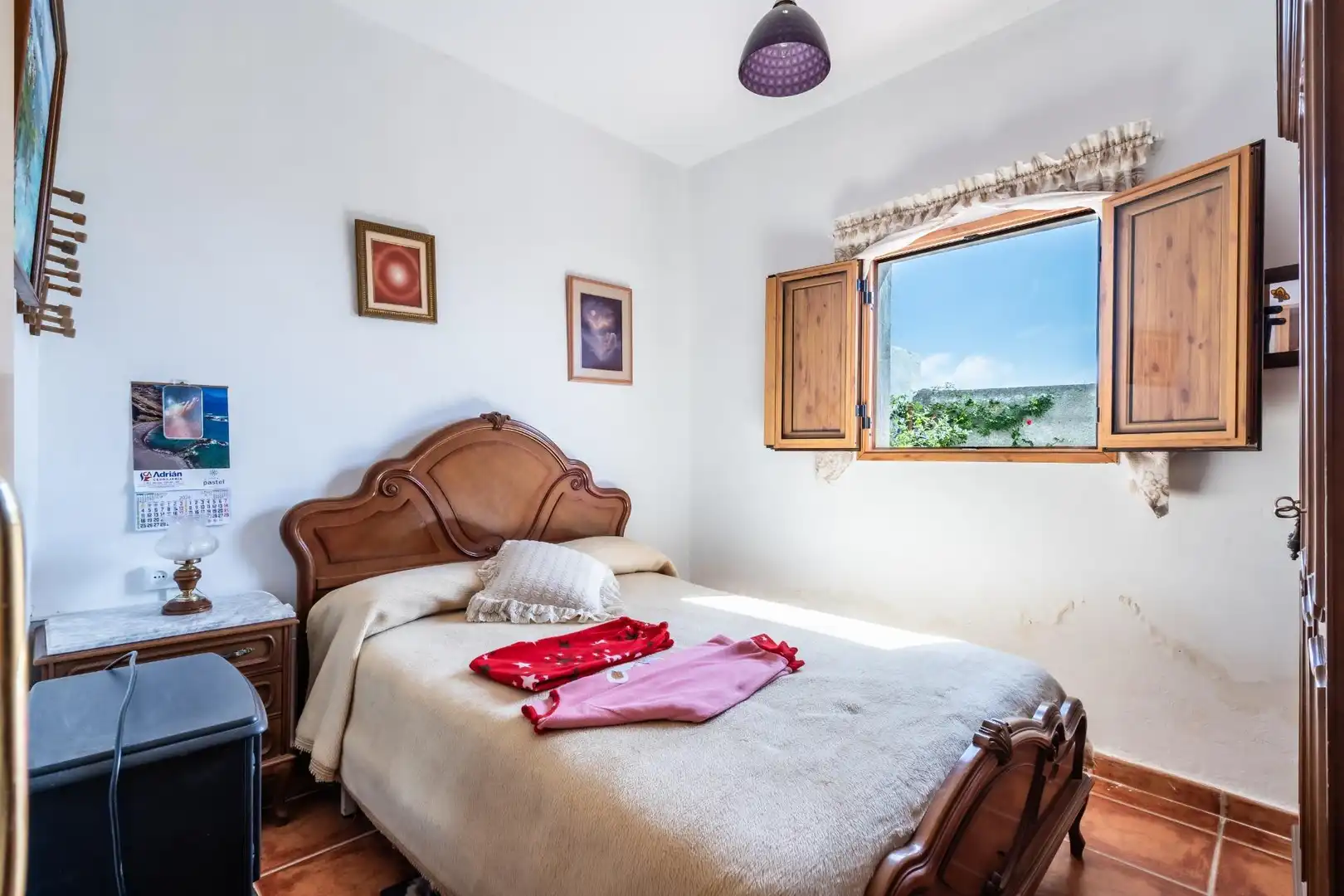 Schlafzimmer von Country house zum Verkauf in Fasnia