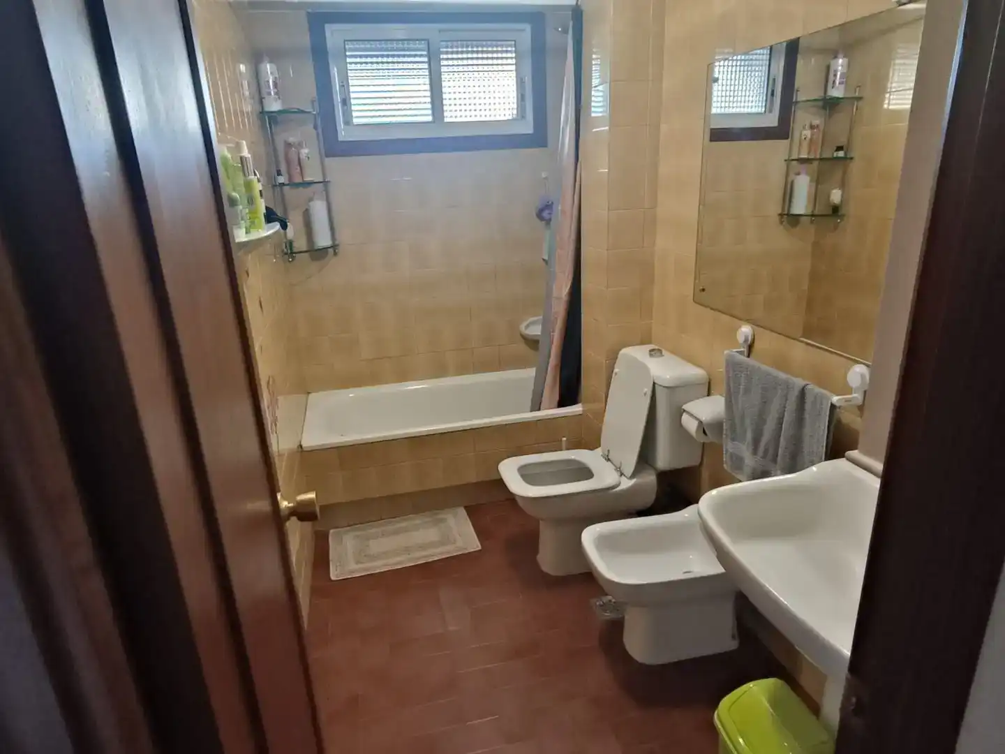 Badezimmer von Wohnungen zur Miete in Vigo  mit Balkon