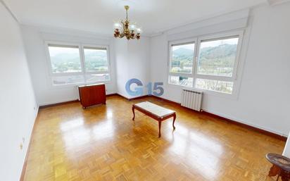 Wohnzimmer von Wohnung zum verkauf in Lasarte-Oria mit Balkon