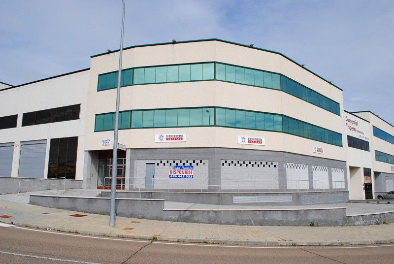 Vista exterior de Garaje en venta en Carbajosa de la Sagrada