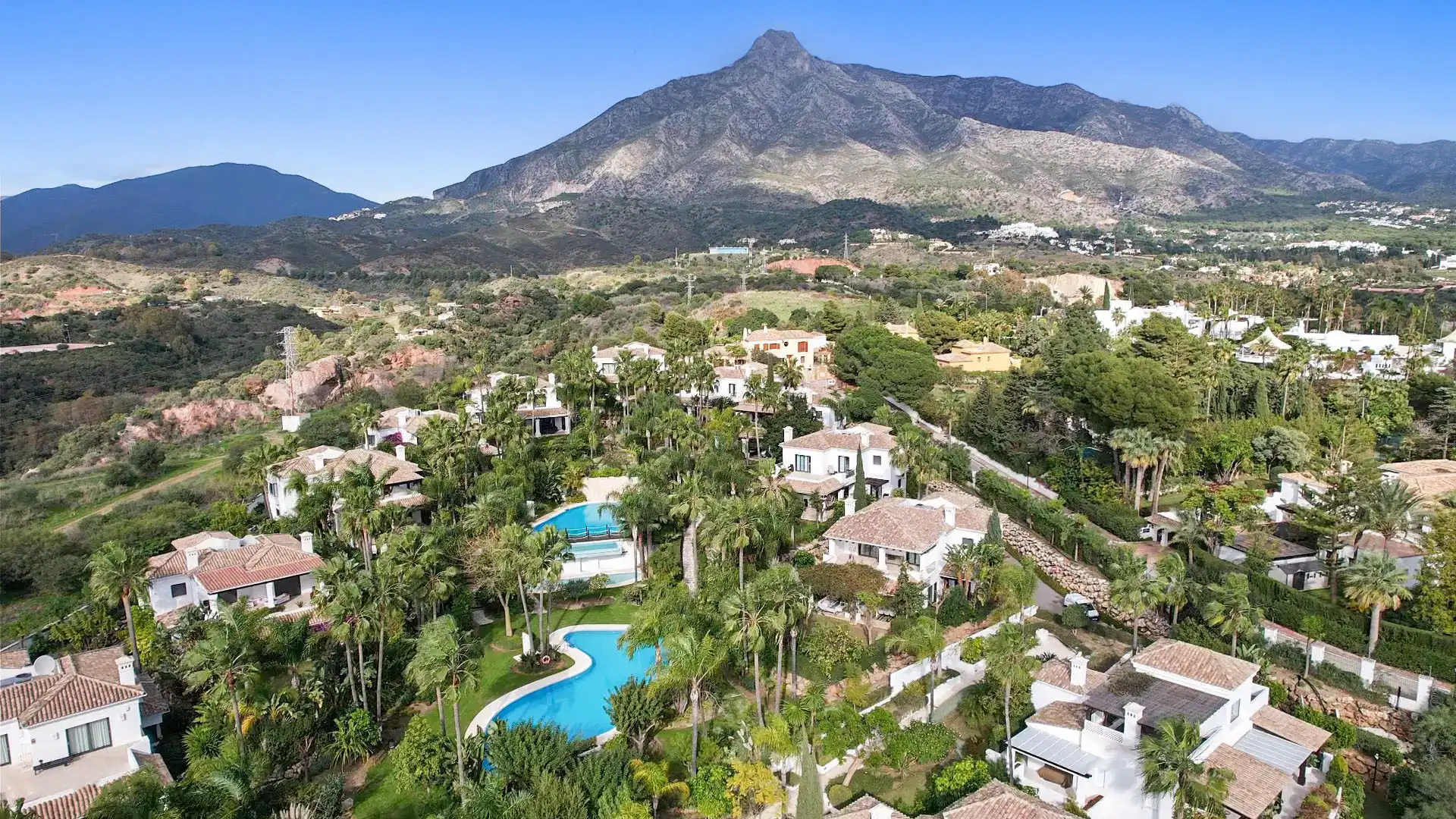 Exterior view of Houses for sale in Marbella  with Air Conditioner, Private garden and Terrace