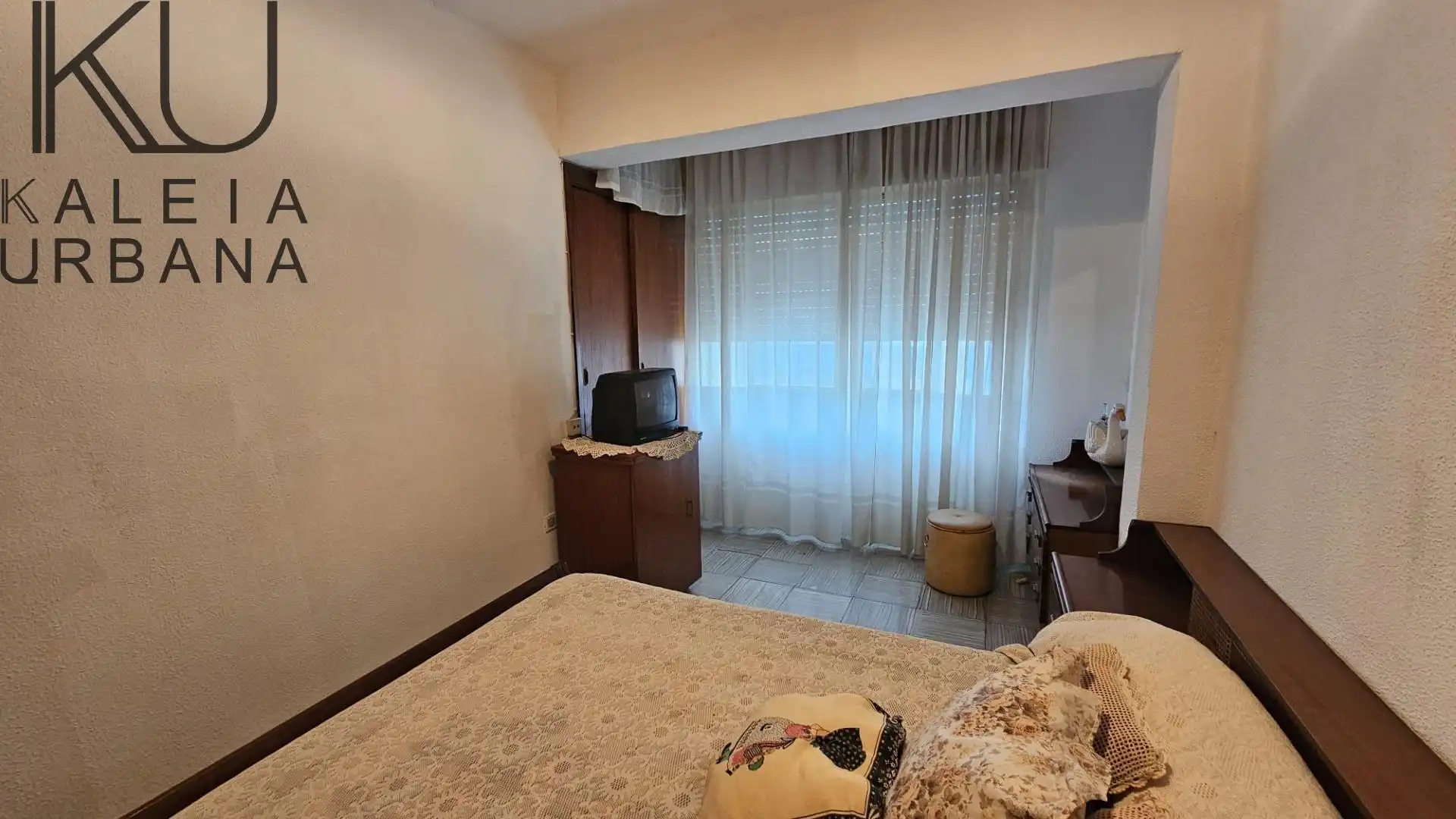 Habitación de Piso en venta en Alicante / Alacant con Balcón