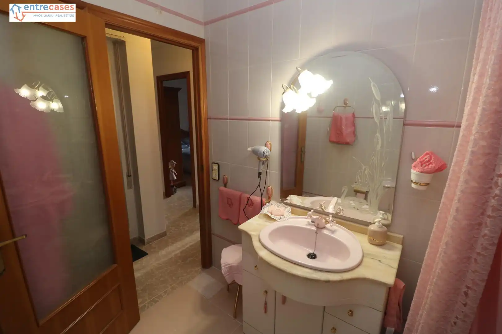 Baño de Planta baja en venta en Gilet con Amueblado y Balcón