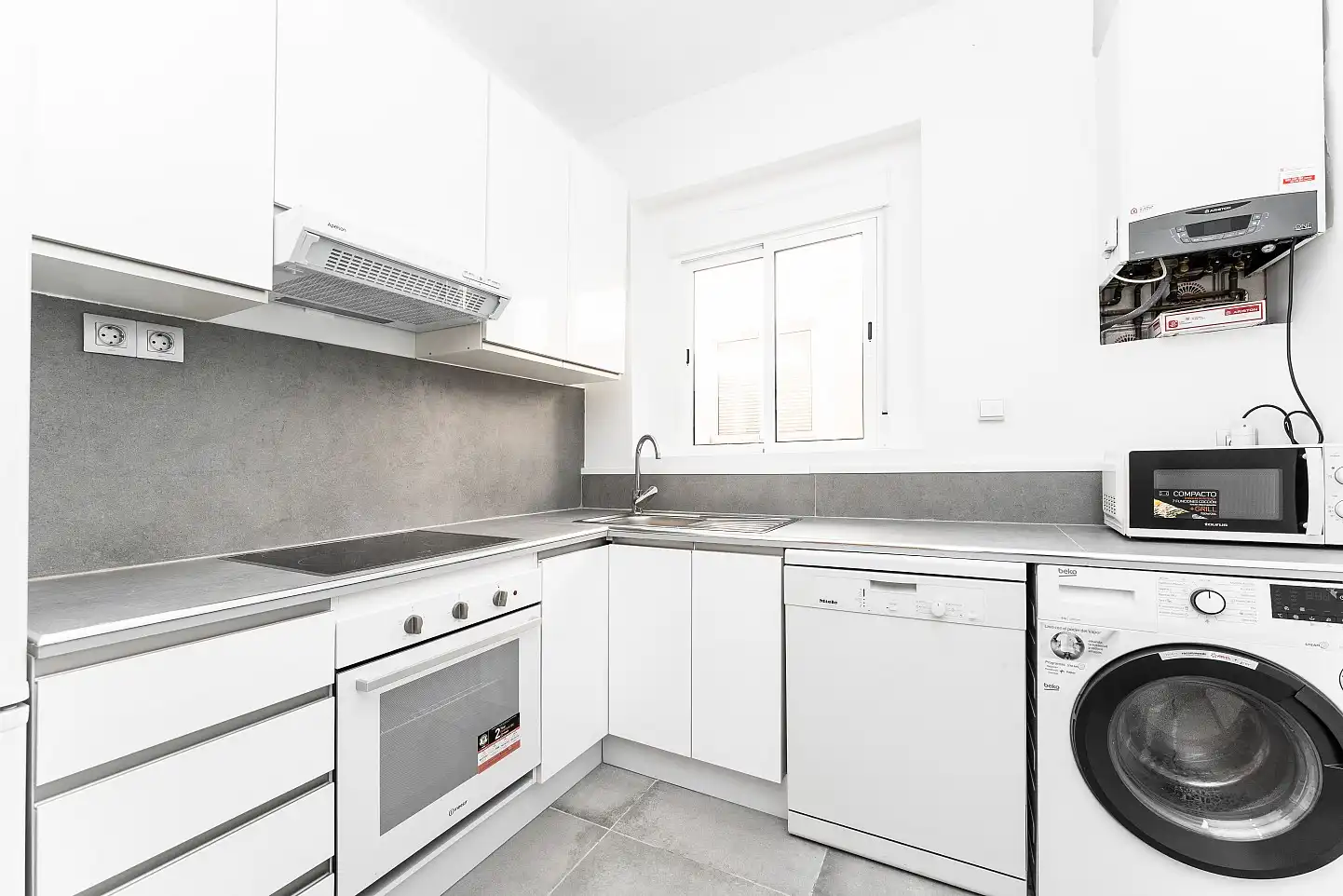Cocina de Ático en venta en Barcelona con Aire acondicionado, Calefacción y Parquet