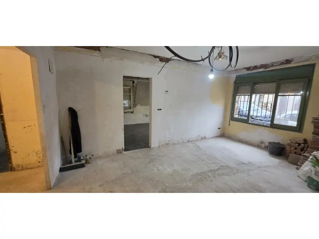 Flat for sale in Calle Joan Serras