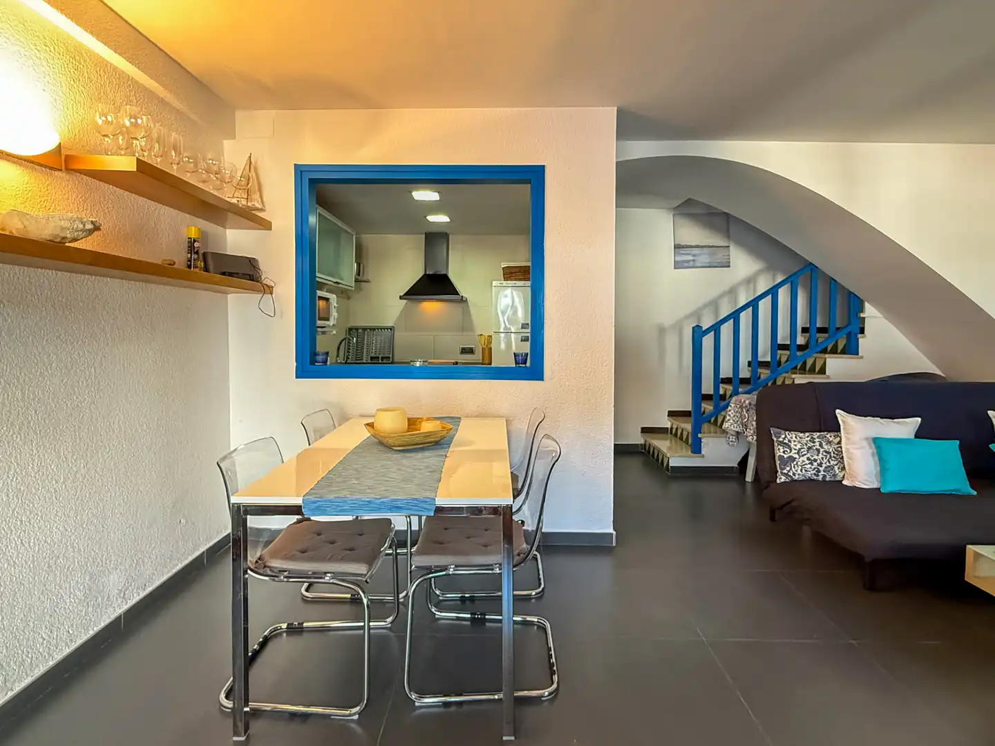 Esszimmer von Einfamilien-Reihenhaus zum Verkauf in Calonge i Sant Antoni mit Heizung, Terrasse und Gemeinschaftspool